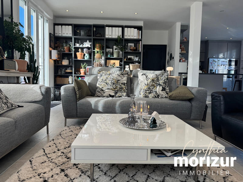 Maison - 194 m² - 8 pièces