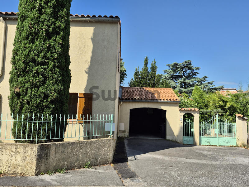 Villa - 90 m² - 4 pièces