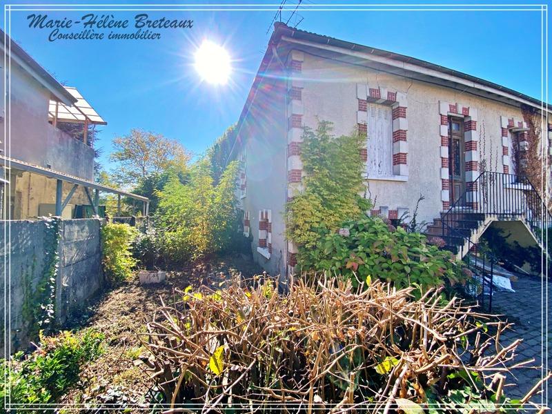 Maison - 260 m² - 2 pièces