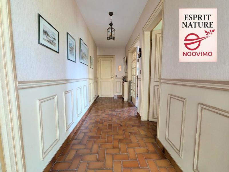 Maison - 180 m² - 7 pièces