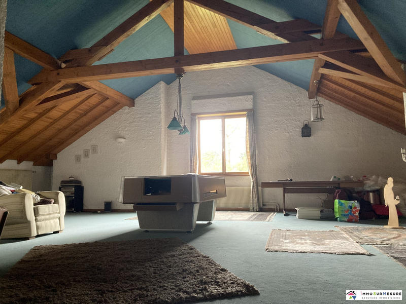 Loft - 83 m² - 2 pièces