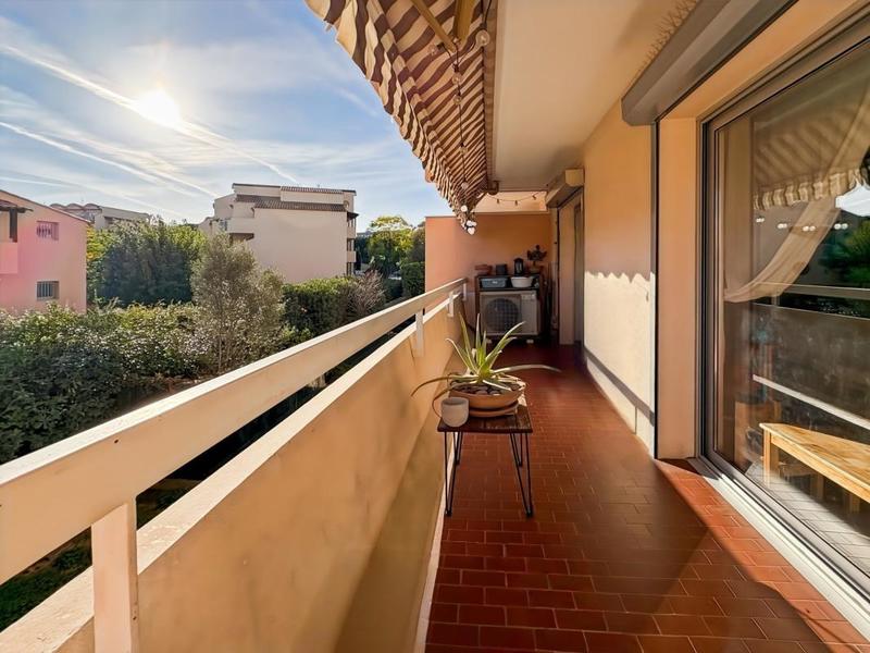 Appartement - 88 m² - 4 pièces