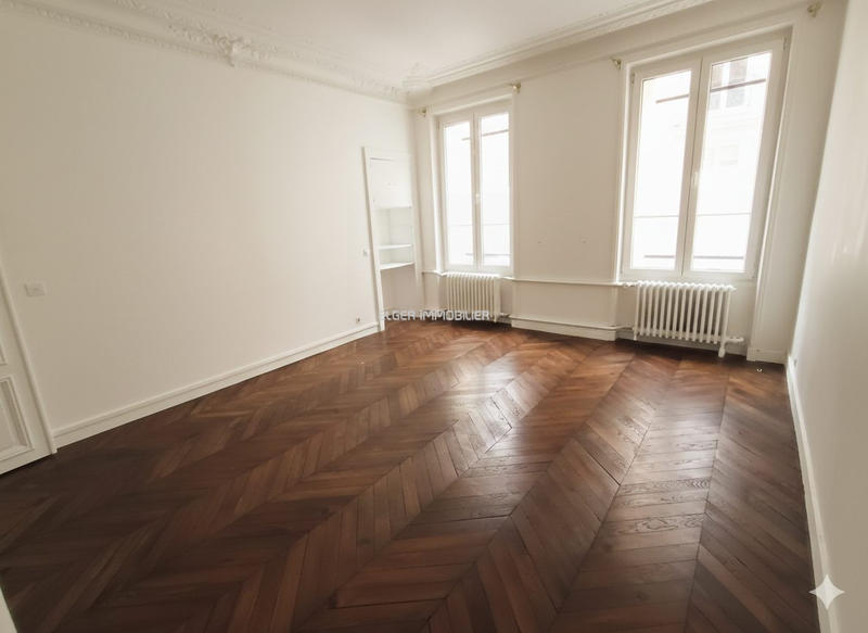 Appartement - 72 m² - 3 pièces