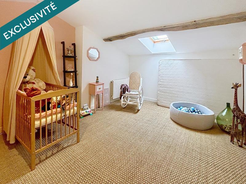 Maison - 200 m² - 7 pièces