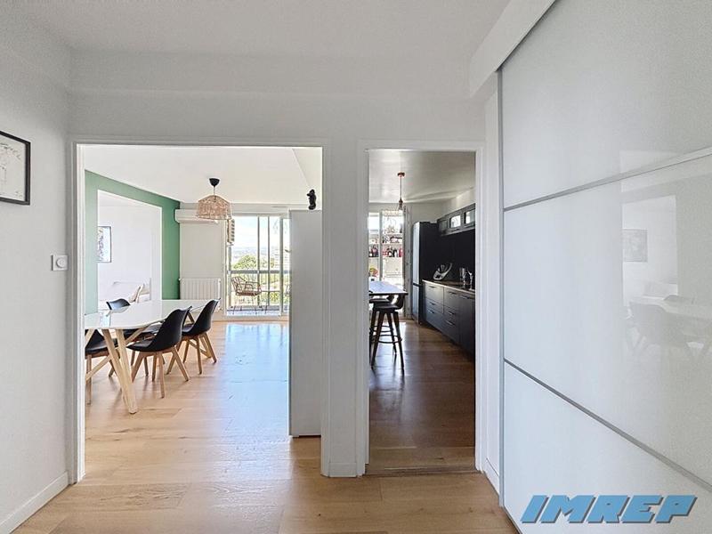 Appartement - 75 m² - 4 pièces