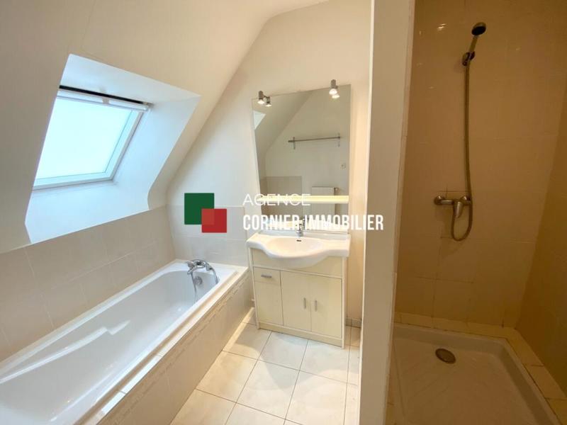 Pavillon - 150 m² - 6 pièces