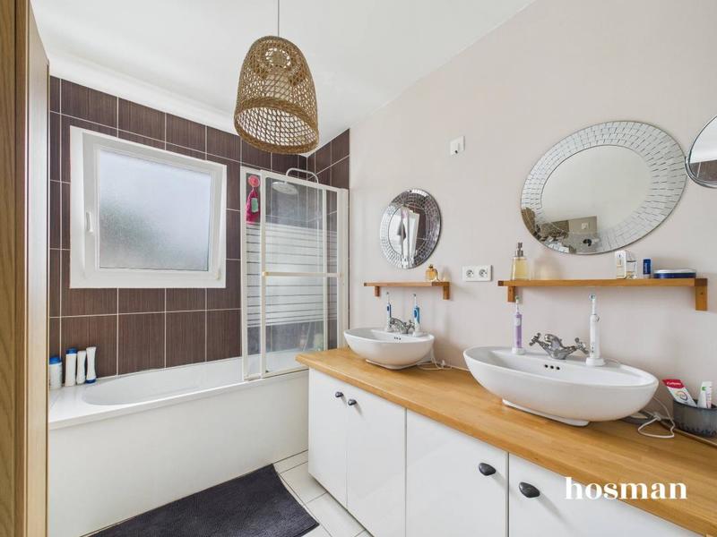 Maison - 109 m² - 5 pièces