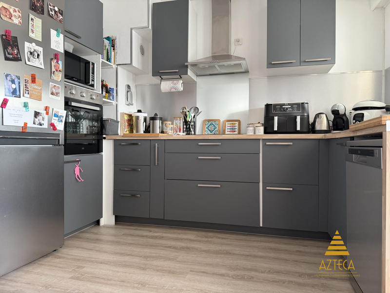 Maison - 98 m² - 5 pièces