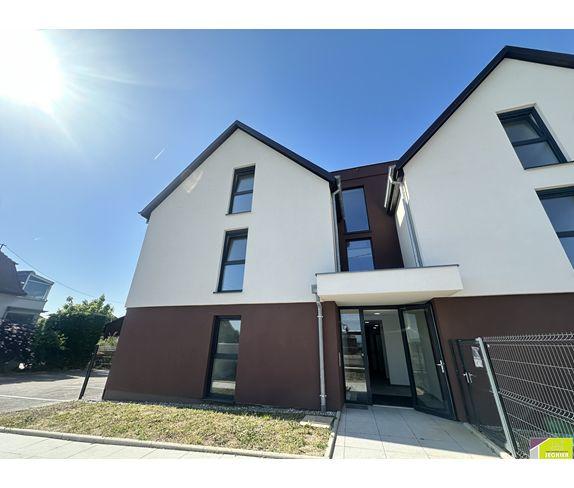 Appartement - 100 m² - 4 pièces