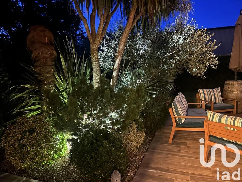 Maison - 197 m² - 8 pièces