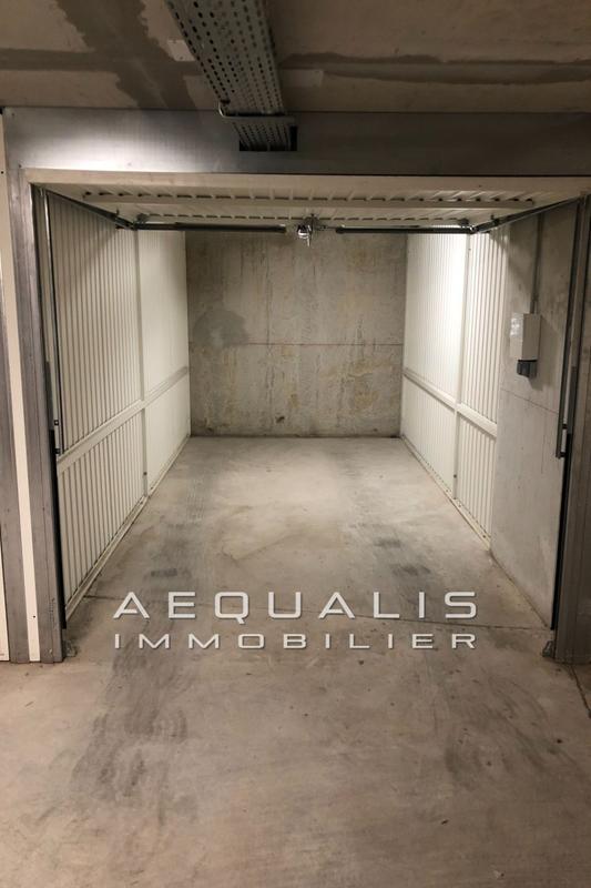 Parking / Garage - 13 m²