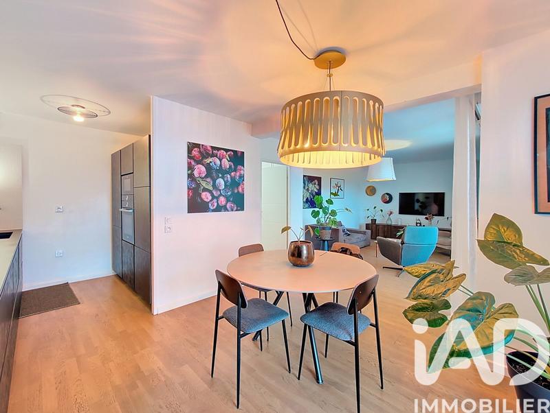 Appartement - 80 m² - 3 pièces