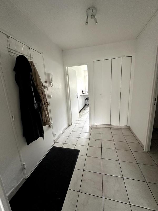 Appartement - 105 m² - 5 pièces