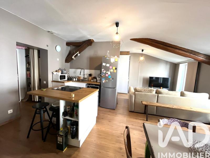 Appartement - 61 m² - 2 pièces