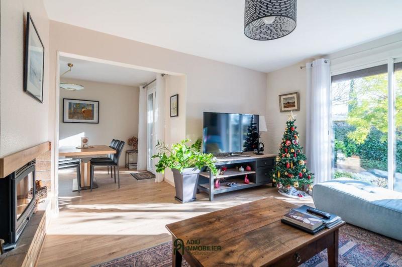 Maison - 122 m² - 5 pièces