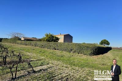 Mas - 375 m² - 16 pièces