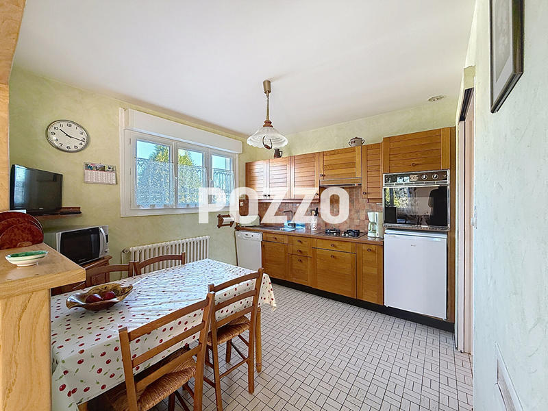 Maison - 90 m² - 6 pièces