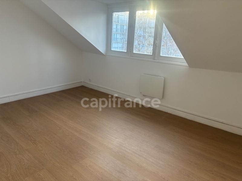 Maison - 147 m² - 9 pièces