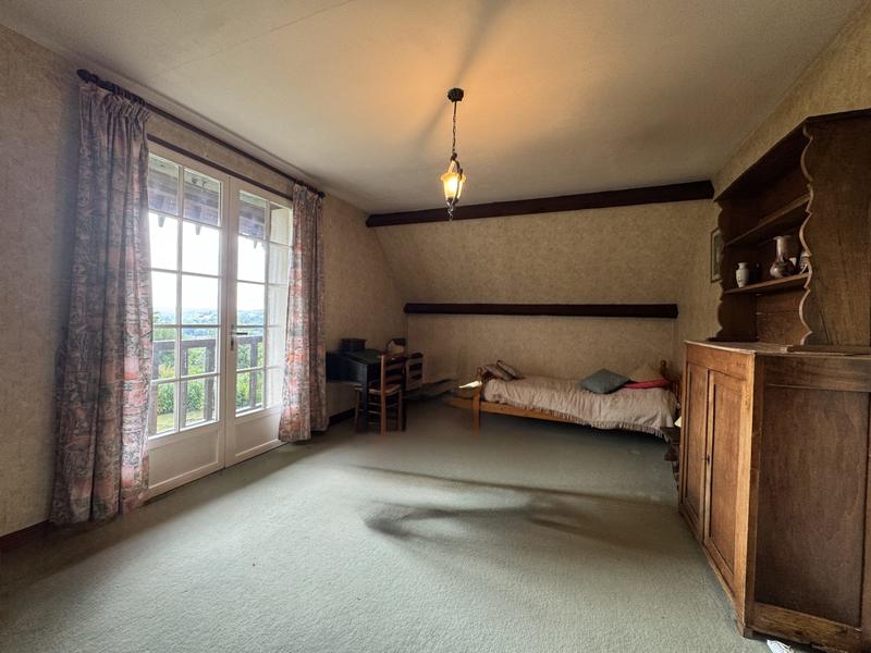 Maison ancienne - 123 m² - 7 pièces