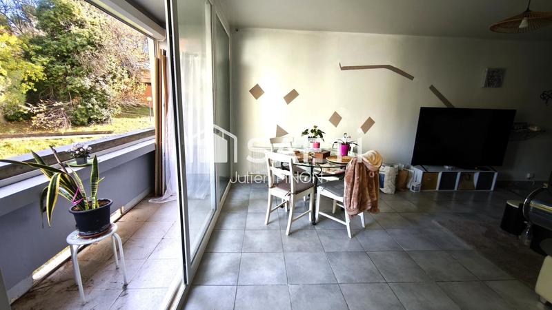 Appartement - 85 m² - 5 pièces