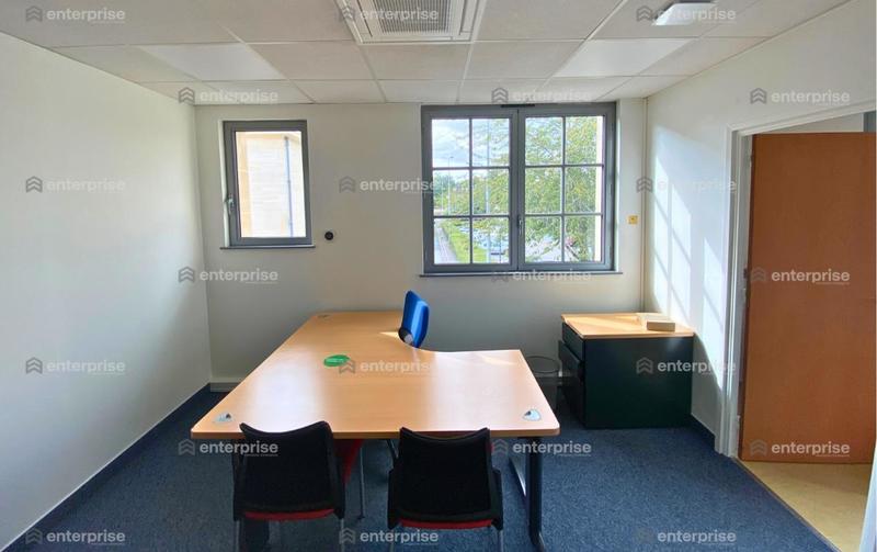Bureau - 192 m²