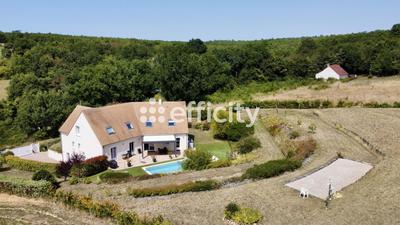 Villa - 290 m² - 9 pièces