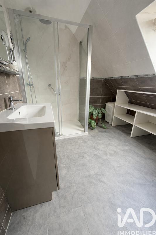 Maison - 100 m² - 7 pièces