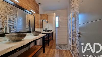 Maison - 133 m² - 7 pièces