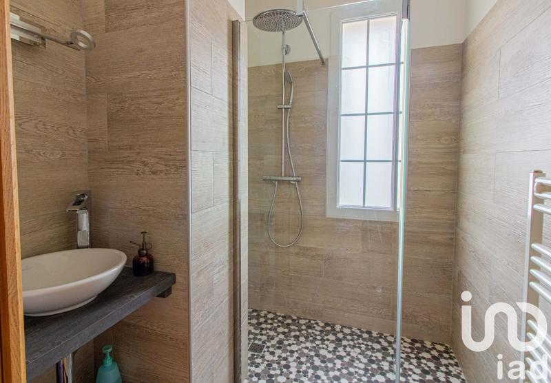 Maison - 200 m² - 7 pièces