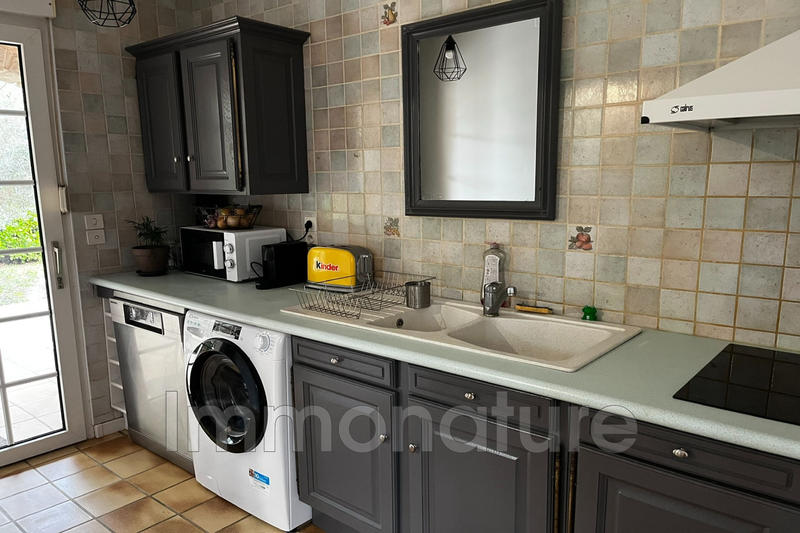 Villa - 251 m² - 2 pièces