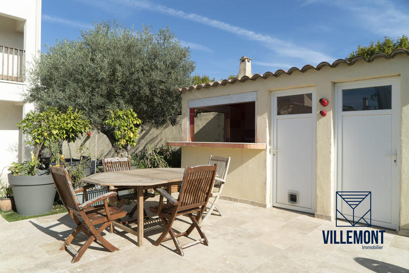 Villa - 211 m² - 7 pièces