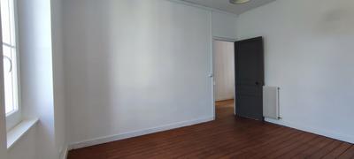 Maison - 210 m² - 6 pièces