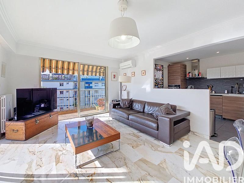 Appartement - 82 m² - 4 pièces