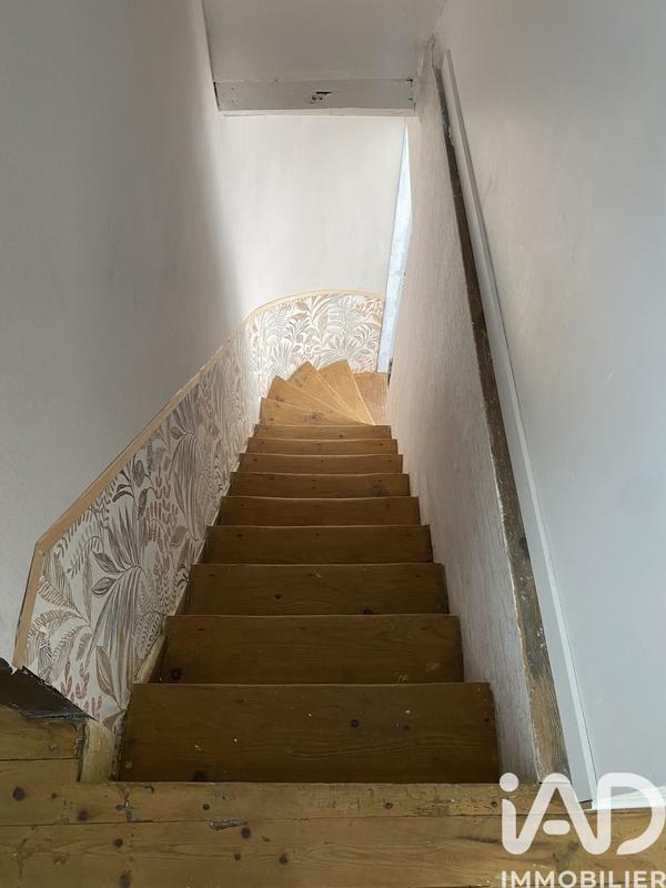 Maison - 99 m² - 5 pièces