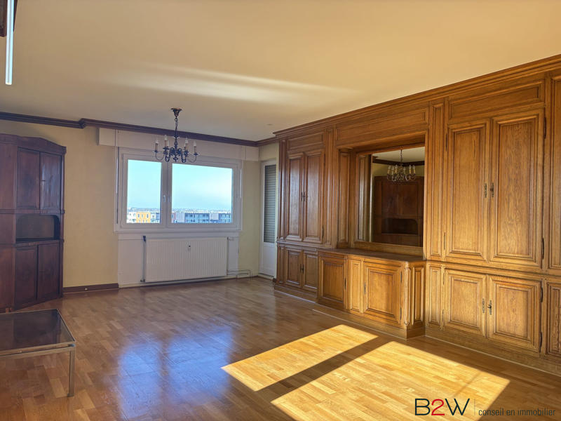 Appartement - 120 m² - 5 pièces