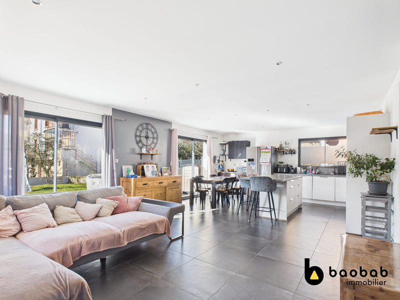 Villa - 127 m² - 5 pièces