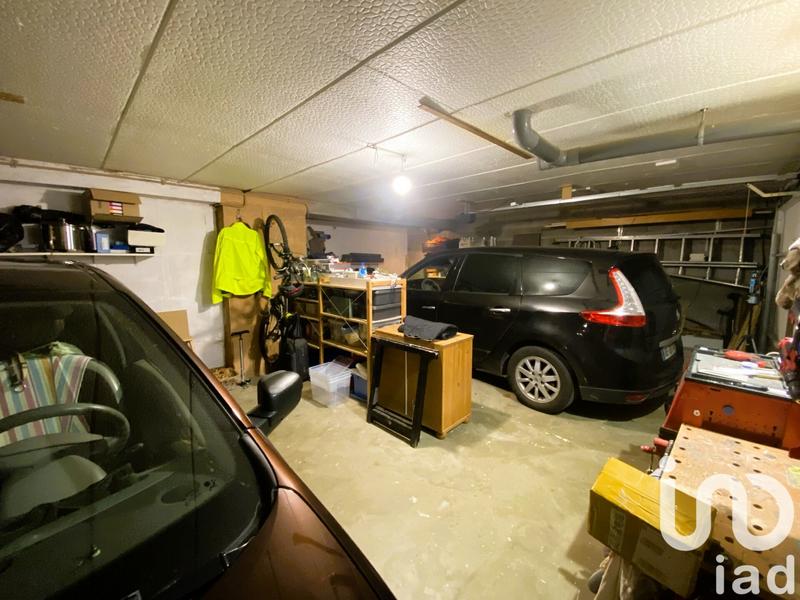 Maison - 255 m² - 7 pièces