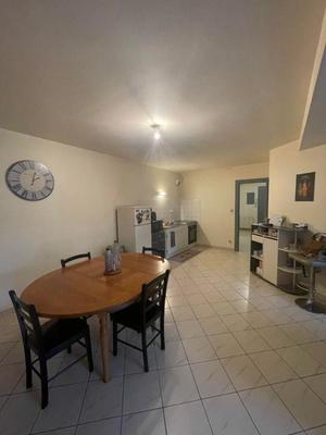 Appartement - 104 m² - 3 pièces