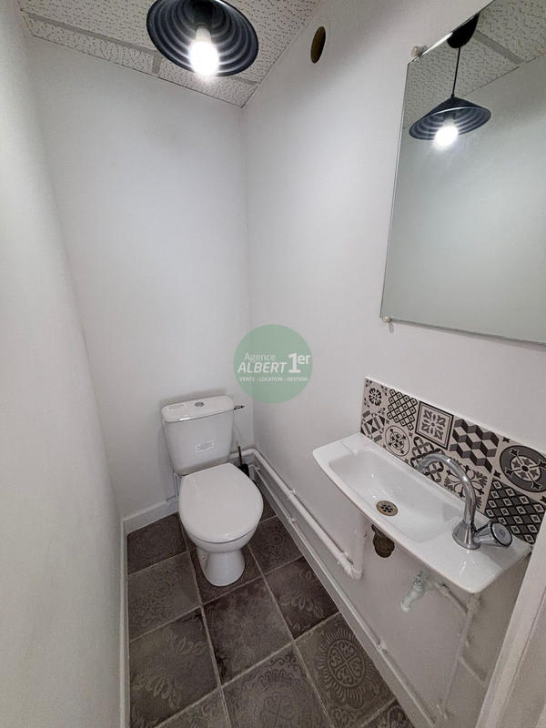 Local d'activités - 60 m² - 1 pièce