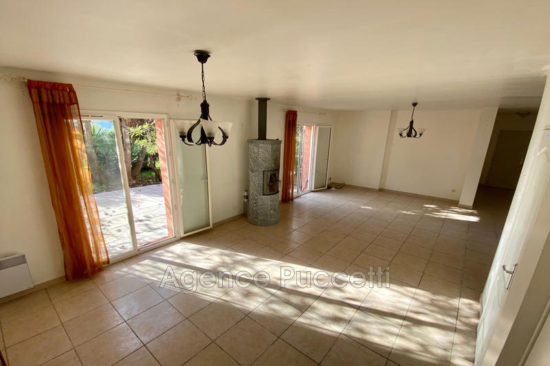 Maison - 114 m² - 4 pièces