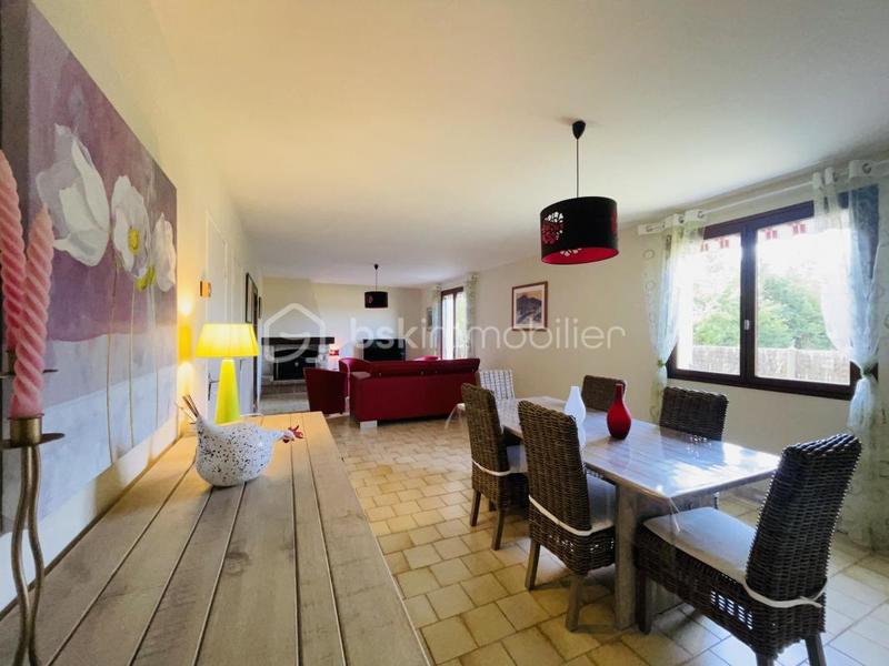 Maison - 130 m² - 6 pièces