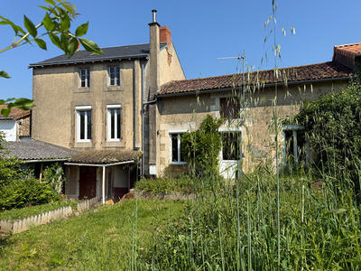 Maison - 103 m² - 4 pièces