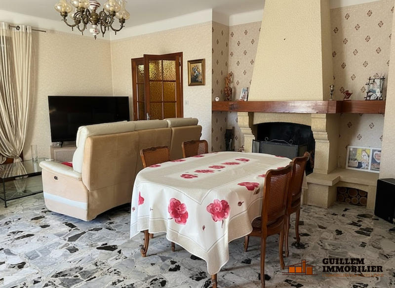 Maison traditionnelle - 160 m² - 7 pièces