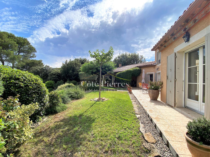 Villa - 205 m² - 8 pièces