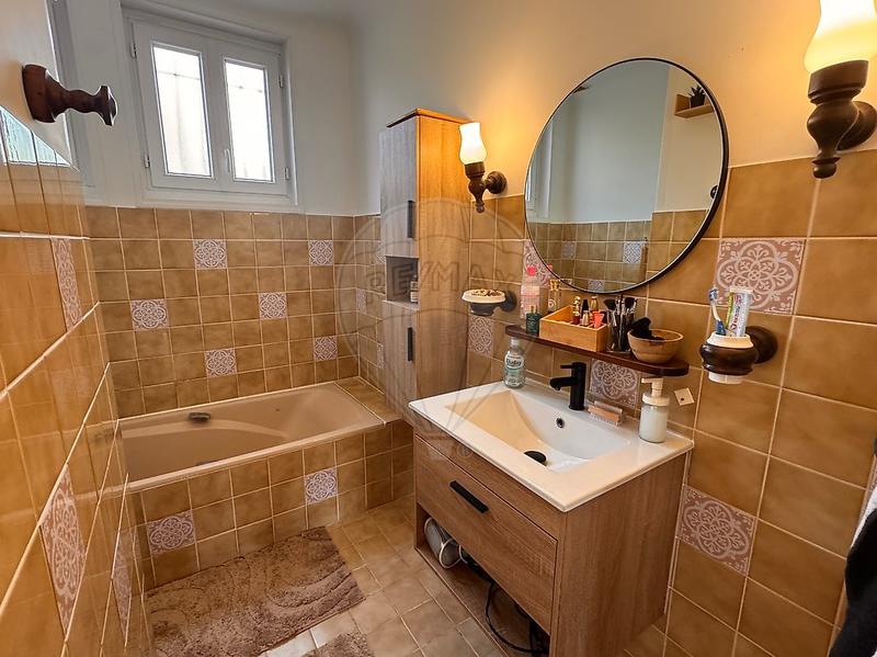 Maison - 96 m² - 4 pièces