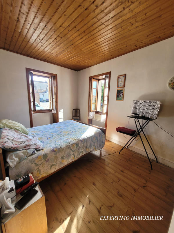 Maison de village - 95 m² - 6 pièces