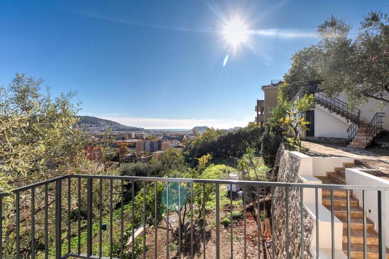 Appartement - 75 m² - 4 pièces