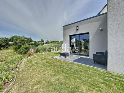 Maison - 121 m² - 6 pièces