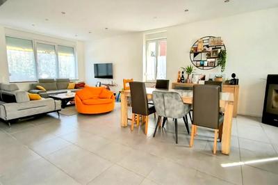 Maison - 193 m² - 7 pièces