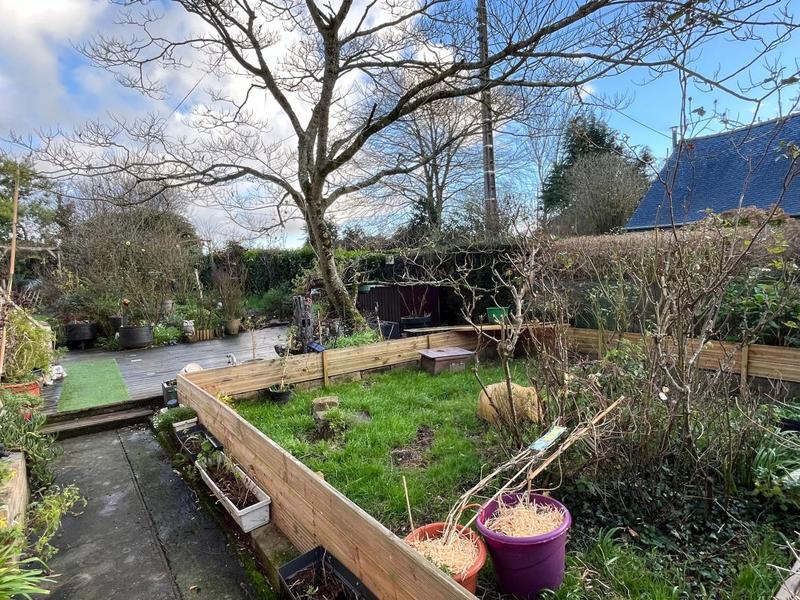 Maison - 205 m² - 8 pièces